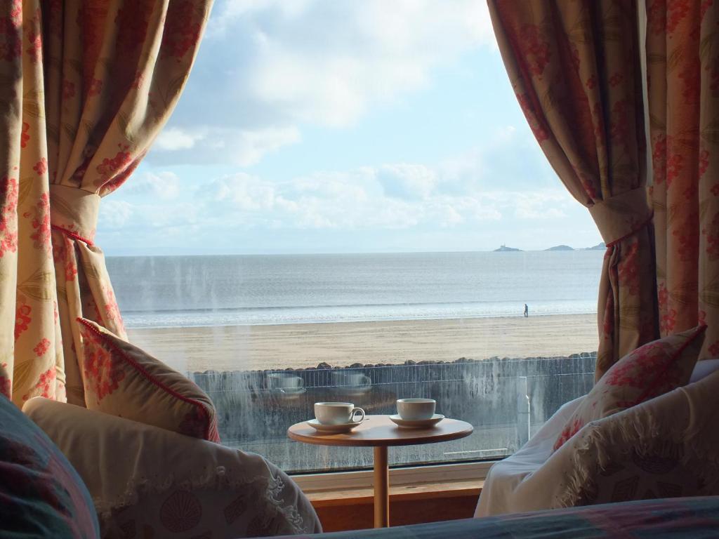 Leonardos Guest House Swansea Quarto foto