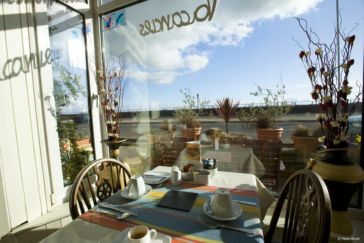 Leonardos Guest House Swansea Exterior foto